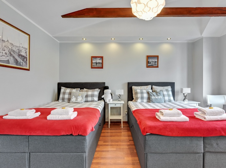 Hostel George Studio RED z balkonem 40 m2?v=2