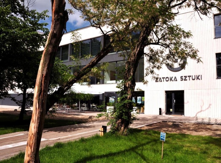 Zatoka Sztuki Centrum Art & Business ?v=2