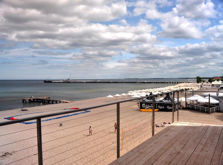 Zatoka Sztuki Centrum Art & Business ?v=2