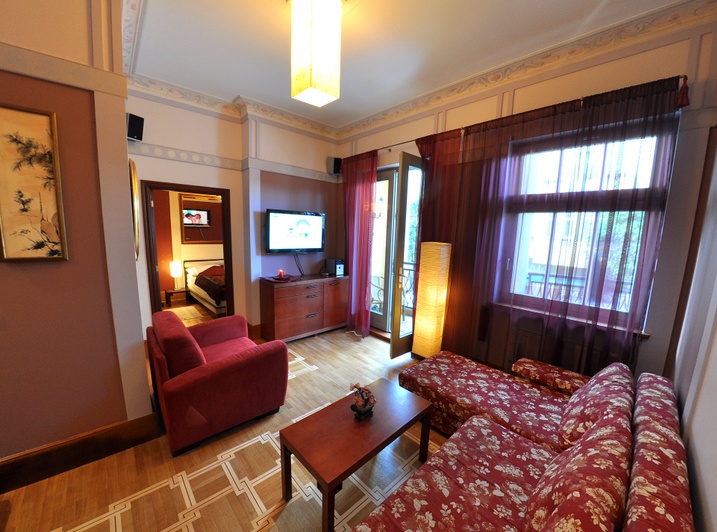 Kamienica Trzy Gracje ?v=2