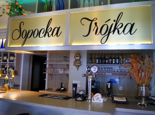  Sopocka tr&oacute;jka 