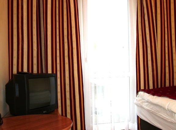 Ośrodek Hotelowo-Sanatoryjny Perła ?v=2