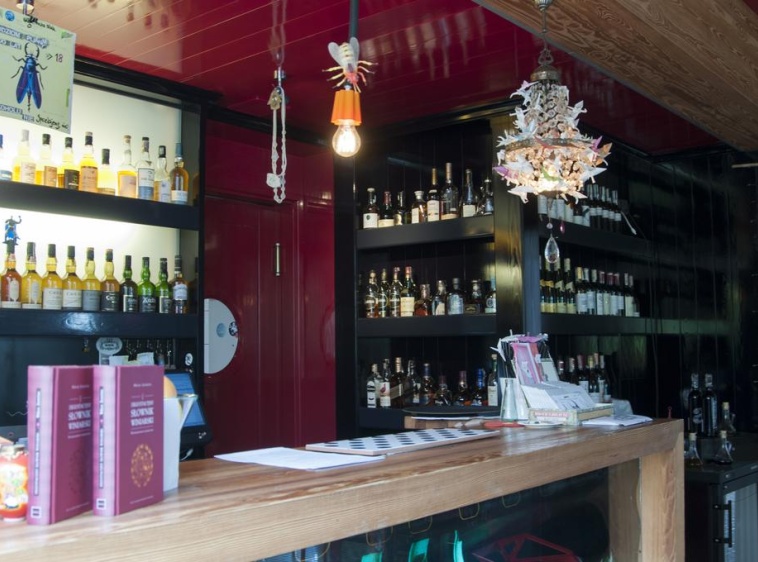 Lalala Arthotel & Wine Bar ?v=2