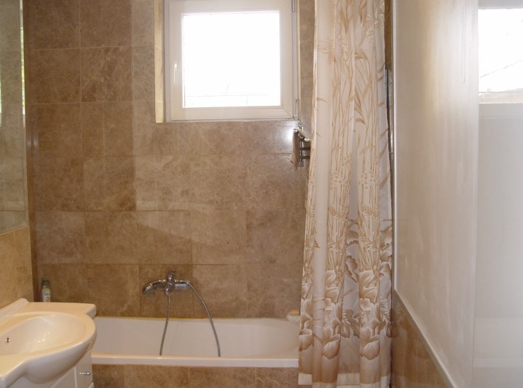 Sopot Kwatery Pokoje 200m od plaży  Marmurowa ŁAZIENKA?v=2